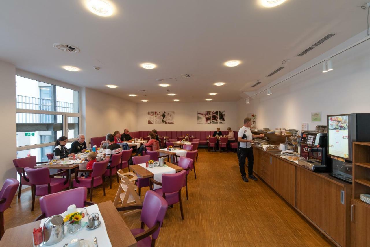 Stadthotel Waidhofen An Der Thaya Exteriör bild